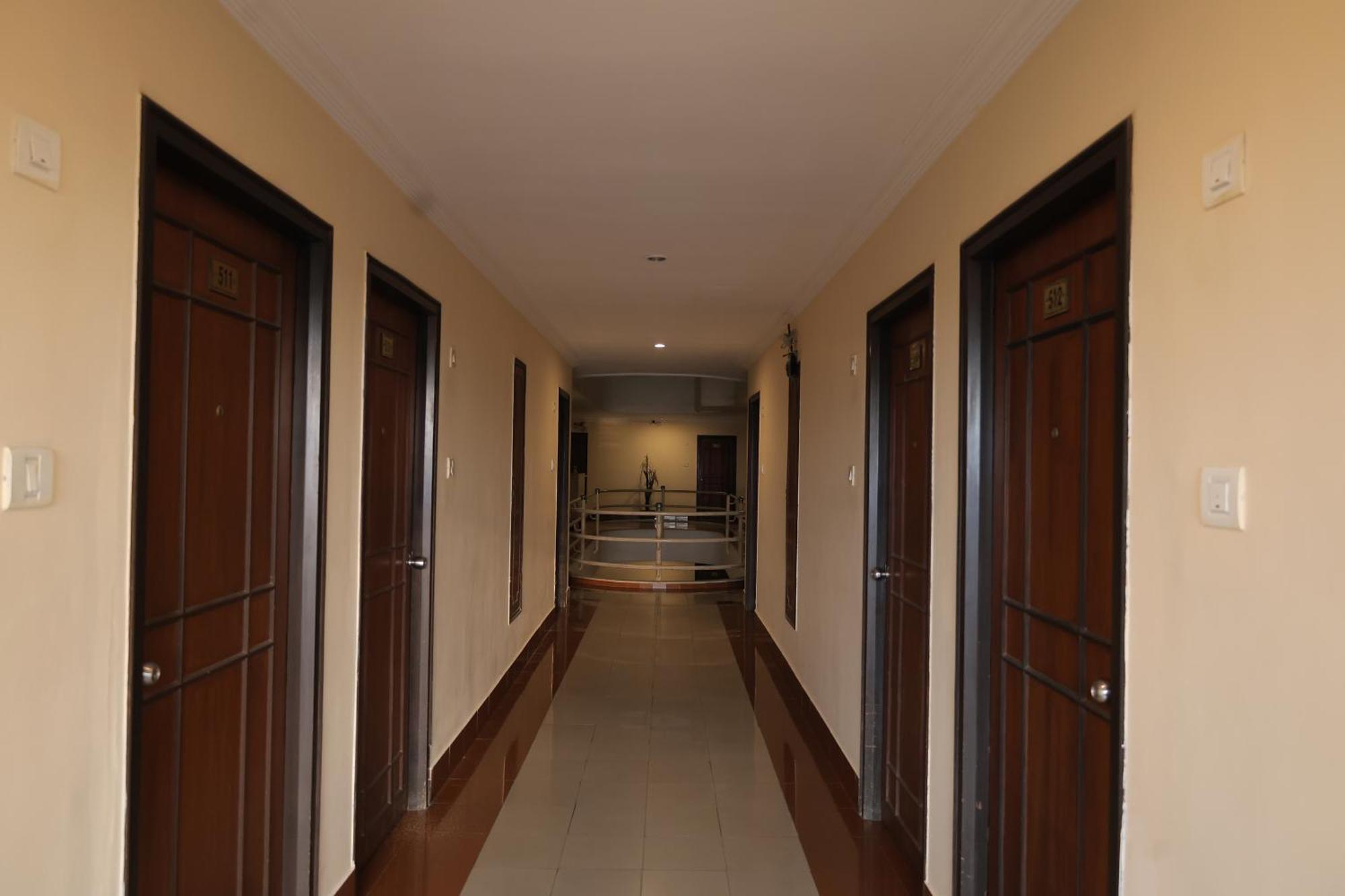 Hotel Mangalore International Εξωτερικό φωτογραφία