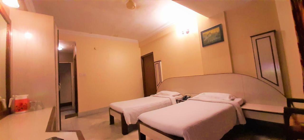Hotel Mangalore International Εξωτερικό φωτογραφία