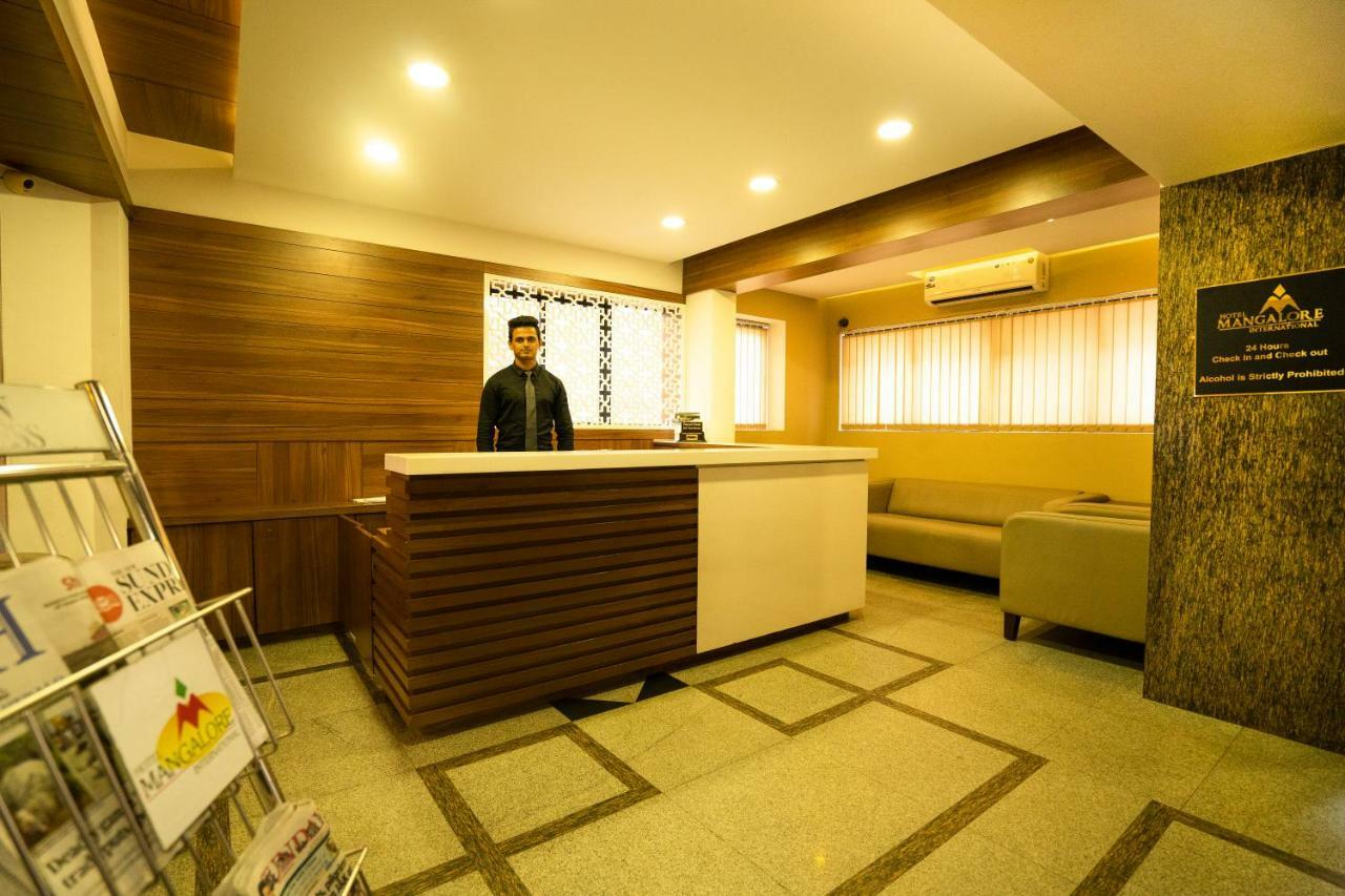 Hotel Mangalore International Εξωτερικό φωτογραφία